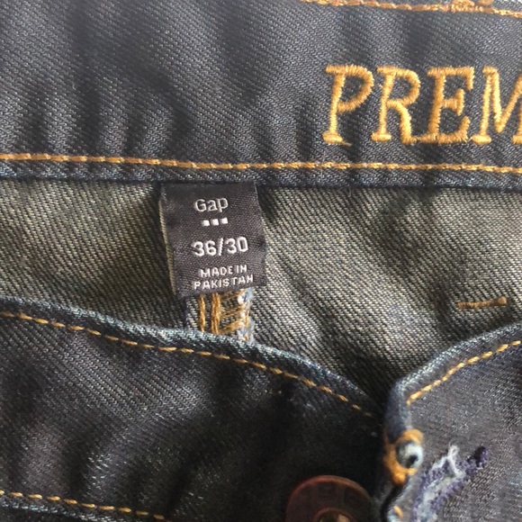 Blue Jeans - Picture 2 of 3